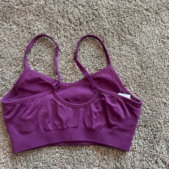 Athleta Renew Bra D-DD in color exotic Fushia S No signs of wear - Picture 5 of 7
